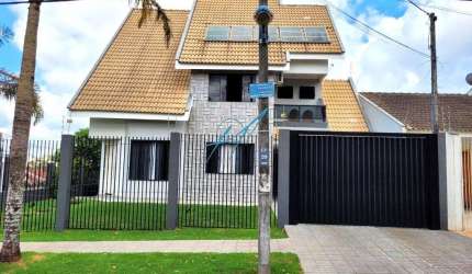 Sobrado à venda em Maringá, Parque da Gávea, com 3 quartos, com 234 m²