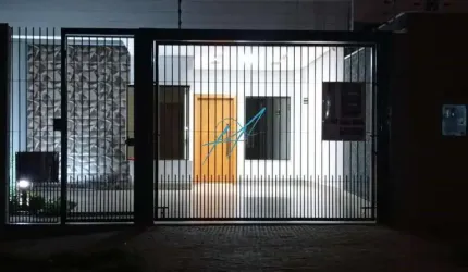 Casa à venda em Maringá, Jardim Fregadolli, com 3 quartos, com 105 m²