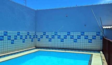 Casa à venda em Maringá, Parque Lagoa Dourada, com 4 quartos, com 194 m²