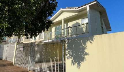 Sobrado Para Locação na Rua Pioneiro João e Silva - Jardim Oasis