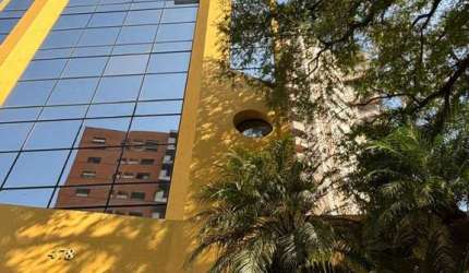 Sala Comercial, andar alto, ideal para consultórios. Bairro: Perdizes