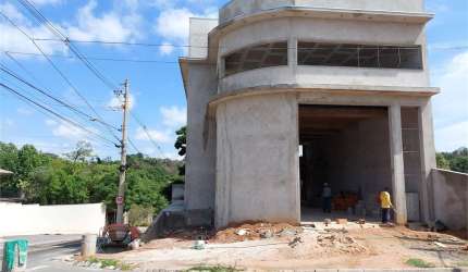 Prédio inteiro à venda em Vista Alegre - SP
