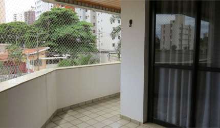 Apartamento com 4 quartos à venda em Cambuí - SP