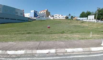 Terreno à venda em Pinheirinho - SP