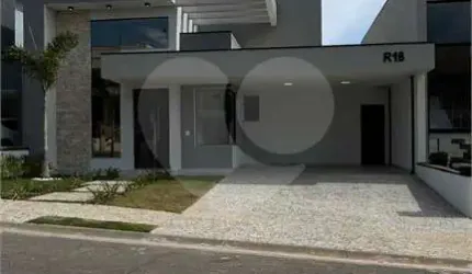 Condomínio com 3 quartos à venda em Roncáglia - SP
