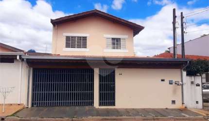 Casa com 3 quartos à venda em Centro - SP