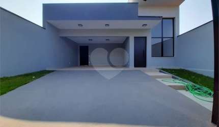 Casa com 3 quartos à venda em Pinheirinho - SP