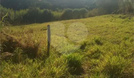 Chácara à venda em Monte Alegre - SP