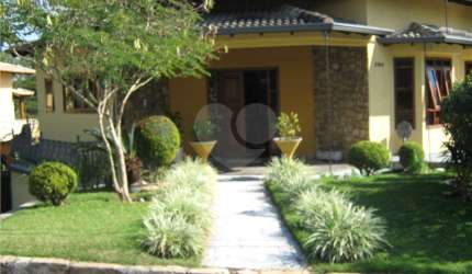 Condomínio com 4 quartos à venda em Marambaia - SP