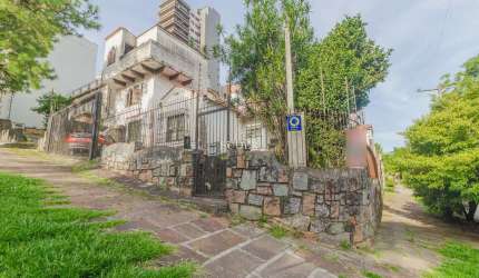 Casa com 5 quartos à venda na Rua Doutor Lauro de Oliveira, 10, Rio Branco, Porto Alegre por R$ 1.990.000