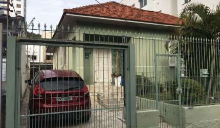 Casa com 3 quartos à venda na Rua Roque Gonzales, 217, Jardim Botânico, Porto Alegre por R$ 690.000