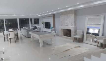 Casa em condomínio fechado com 5 quartos à venda na Avenida Juca Batista, 8000, Chapéu do Sol, Porto Alegre por R$ 2.995.000