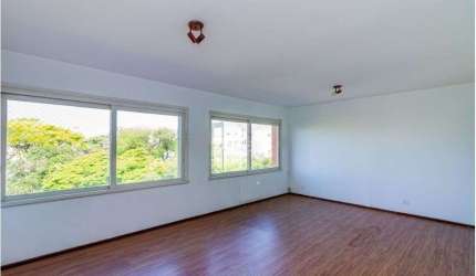 Apartamento com 3 quartos à venda na Rua Honório Silveira Dias, 1845, Higienópolis, Porto Alegre por R$ 750.000