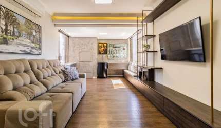 Apartamento com 2 quartos à venda na Rua Professor Ivo Corseuil, 485, Petrópolis, Porto Alegre por R$ 650.000