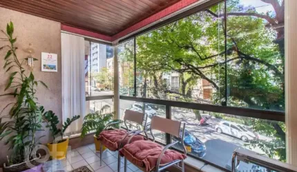 Apartamento com 2 quartos à venda na Rua Vicente da Fontoura, 2878, Rio Branco, Porto Alegre por R$ 720.000