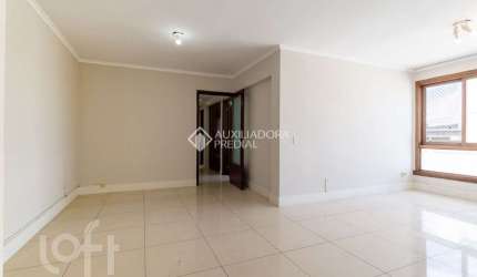 Apartamento com 3 quartos à venda na Rua Coronel Paulino Teixeira, 235, Rio Branco, Porto Alegre por R$ 665.000