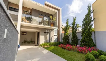Casa em condomínio fechado com 3 quartos à venda na Rua Jacarezinho, --, Pineville, Pinhais por R$ 1.900.000