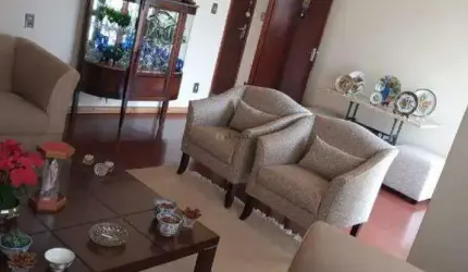 Casa à venda, 4 quartos, 3 vagas, Mercês - Uberaba/MG