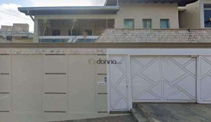 CASA COM 3 QUARTOS - PRÓXIMA A MEDALHA MILAGROSA