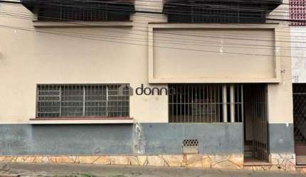 Apartamento à venda, 6 quartos, 3 vagas, Centro - Uberaba/MG