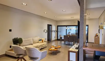 Casa à venda no Condomínio Mário Franco de 05 quartos, sendo 04 suítes