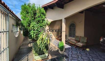 Casa Ampla com 4 Quartos no Bairro Grande Horizonte