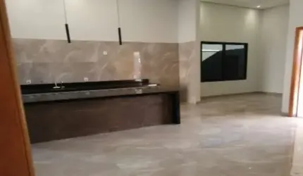 Casa em Condomínio à Venda em São José do Rio Preto-SP, Bairro Maria Júlia: 3 Quartos, 1 Suíte, 2 Salas, 2 Banheiros, 1 Vaga, 125m².