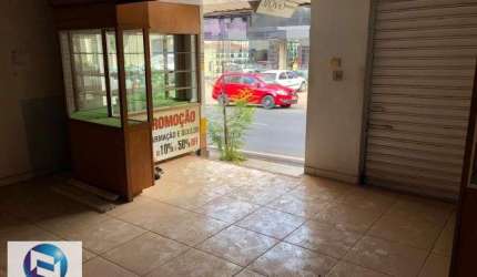 Imperdível: Casa para Locação no Centro de São José do Rio Preto-SP, 3 Quartos, 1 Sala, 2 Banheiros, 200m² de Área.