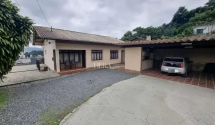 Casa com 3 quartos à venda no Garcia, Blumenau , 150 m2 por R$ 590.000