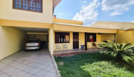 Casa com 5 quartos à venda no Valparaíso, Blumenau  por R$ 940.000