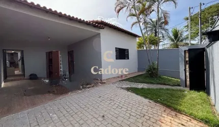 Casa à venda no Cidade Jardim com 4/4 sendo um suíte com closet e banheira