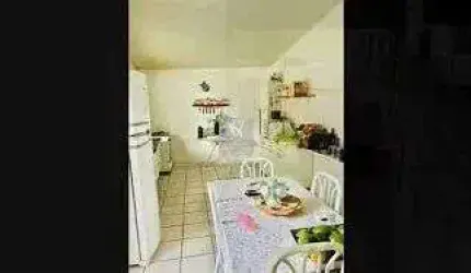 Casa à venda no bairro Jardim Alvinópolis - Atibaia/SP