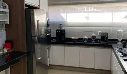 Casa com 3 dormitórios à venda por R$ 850.000,00 - Jardim Maracanã - Uberaba/MG