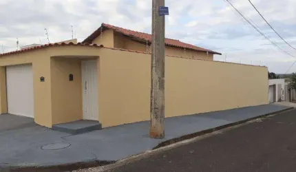 Casa com 2 dormitórios à venda, 55 m² por R$ 315.000,00 - Residencial Presidente Tancredo Neves - Uberaba/MG
