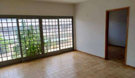 Casa com 3 dormitórios à venda, 259 m² por R$ 700.000,00 - Mercês - Uberaba/MG