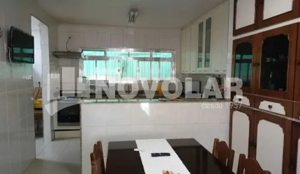 SOBRADO NA VILA MEDEIROS