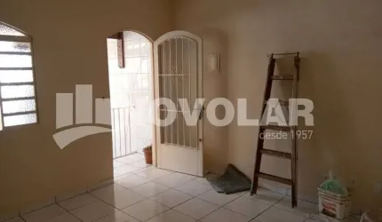 Sobrado para Alugar na Vila Sabrina ? 2 Dormitórios e Quintal Privativo