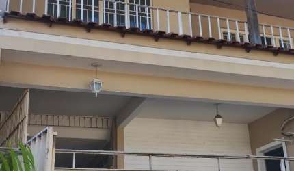 CASA COM 3 QUARTOS EM NOVA IGUAÇU