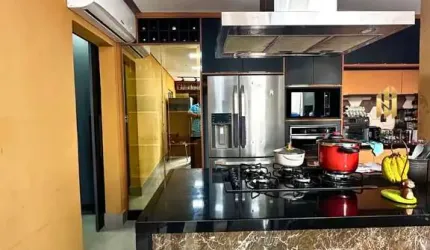 Casa em condomínio fechado com 3 quartos à venda na Avenida Santa Cruz, 1117, Santa Cruz, Cuiabá, 153 m2 por R$ 1.180.000