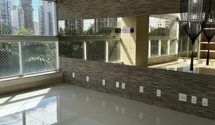 Lindo apartamento em frente o parque flamboyant