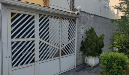 ÓTIMO sobrado 4 dormitórios no bairro Guilhermina em Praia Grande - SP