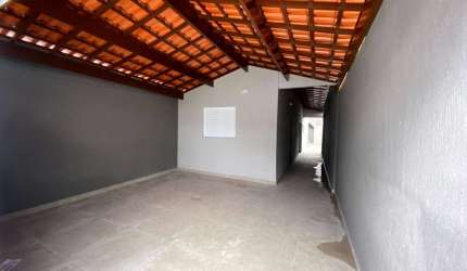 Imperdível Casa à Venda em Ocian, Praia Grande-SP: 3 Quartos, 1 Suíte, 1 Sala, 2 Banheiros, 2 Vagas, 200m²!