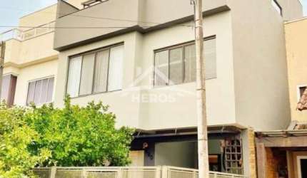Casa em condomínio fechado com 3 quartos à venda na Rua Guatambu, 660, Hípica, Porto Alegre por R$ 695.000
