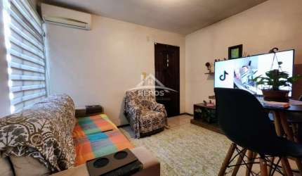 Apartamento com 2 quartos à venda na Rua Dolores Duran, 701, Agronomia, Porto Alegre por R$ 159.000