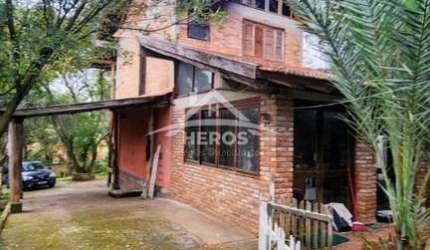 Chácara / sítio com 3 quartos à venda na Rua Tapera, 385, Hípica, Porto Alegre por R$ 530.000