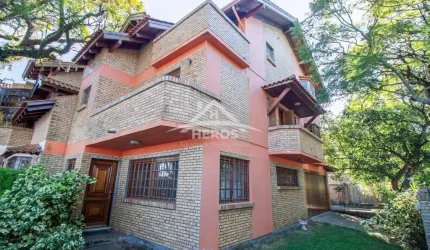 Casa em condomínio fechado com 4 quartos à venda na Avenida Guaíba, 10710, Ipanema, Porto Alegre por R$ 1.040.000