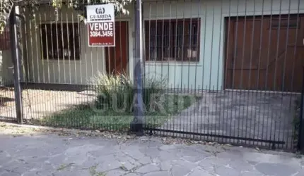Casa com 3 quartos à venda na Rua Victor Issler, 83, Espírito Santo, Porto Alegre por R$ 664.000