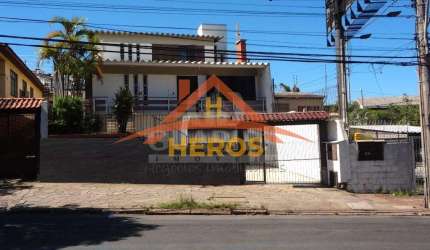 Casa com 4 quartos à venda na Avenida Nonoai, 1686, Nonoai, Porto Alegre por R$ 890.000