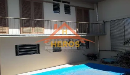 Casa com 4 quartos à venda na Rua Jacipuia, 201, Guarujá, Porto Alegre por R$ 1.380.000