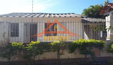Casa com 3 quartos à venda na Rua Pasteur, 318, Ipanema, Porto Alegre por R$ 560.000